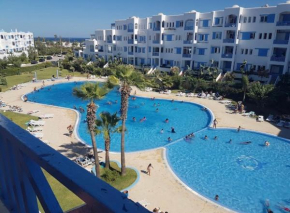 Appartement K13, Jawhara Smir, vue sur montagne et vue sur mer